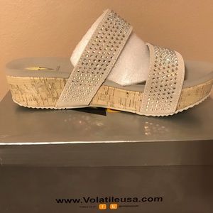 Volatile USA- Infinite-Slide Wedge/ Sandal